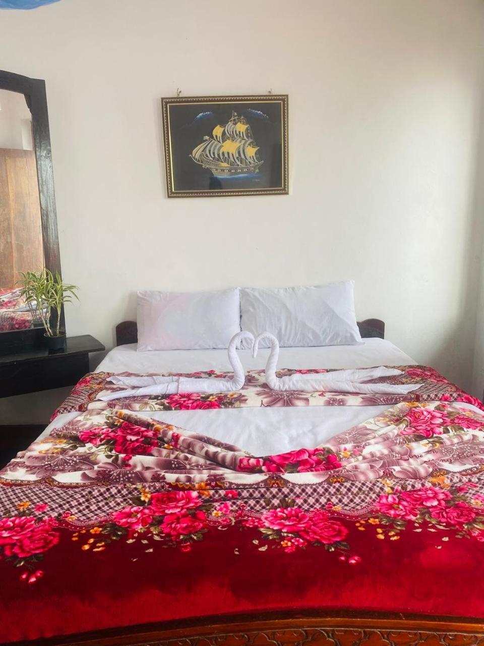 Farah Guest Inn Хапутале Экстерьер фото